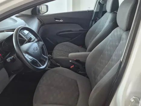 HYUNDAI HB 20 Hatch 1.6 16V 4P FLEX COMFORT STYLE AUTOM�TICO, Foto 9