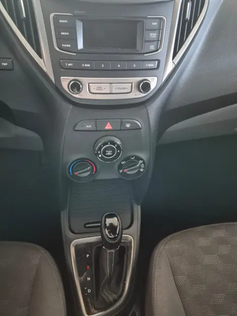HYUNDAI HB 20 Hatch 1.6 16V 4P FLEX COMFORT STYLE AUTOM�TICO, Foto 11