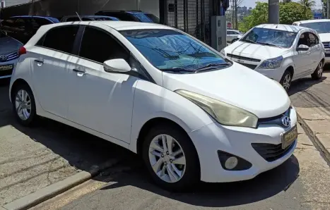 HYUNDAI HB 20 Hatch 1.6 16V 4P FLEX COMFORT PREMIUM, Foto 6