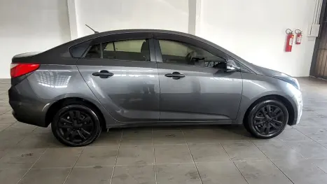 HYUNDAI HB 20 Sedan 1.0 12V 4P FLEX COMFORT PLUS, Foto 4