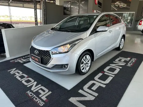 HYUNDAI HB 20 Sedan 1.6 16V 4P FLEX COMFORT PLUS AUTOM�TICO, Foto 3