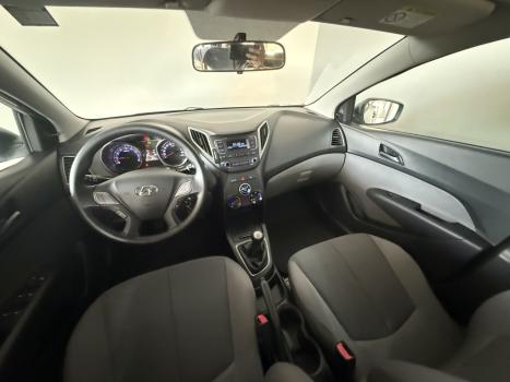 HYUNDAI HB 20 Sedan 1.0 12V 4P FLEX UNIQUE, Foto 6