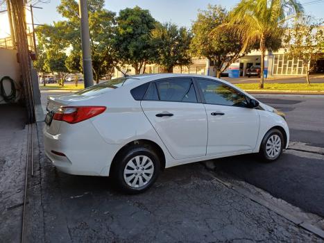 HYUNDAI HB 20 Sedan 1.0 12V 4P FLEX UNIQUE, Foto 4