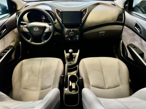 HYUNDAI HB 20 Sedan 1.0 12V 4P FLEX COMFORT PLUS, Foto 2
