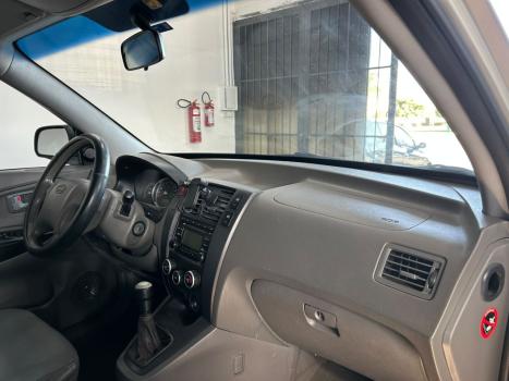HYUNDAI Tucson 2.0 16V 4P GL, Foto 9