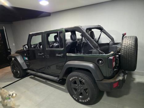 JEEP Wrangler 3.8 V6 4P UNLIMITED SAHARA 4X4 AUTOM�TICO, Foto 4