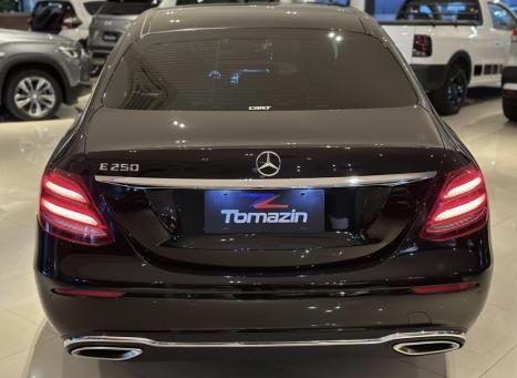 MERCEDES-BENZ E 250 2.0 16V 4P AVANTGARDE TURBO AUTOMTICO, Foto 4