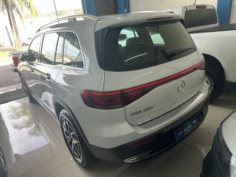 MERCEDES-BENZ EQA 250 66,5 KW EL�TRICO, Foto 2