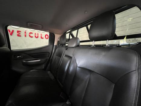 MITSUBISHI L 200 Triton 2.4 16V SPORT GLS CABINE DUPLA TURBO DIESEL, Foto 6
