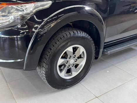 MITSUBISHI L 200 Triton 2.4 16V SPORT GLS CABINE DUPLA TURBO DIESEL, Foto 9
