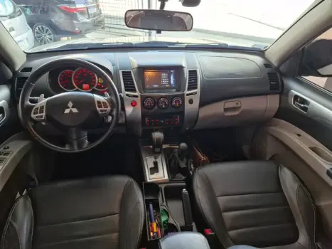 MITSUBISHI Pajero Dakar 3.2 16V 4P HPE 4X4  7 LUGARES TURBO INTECOOLER DIESEL AUTOMÁTICO, Foto 10