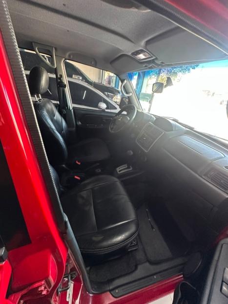 MITSUBISHI Pajero TR4 2.0 16V 4P 4X4 AUTOM�TICO, Foto 3