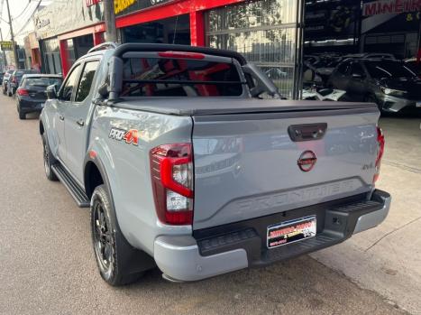 NISSAN Frontier 2.3 16V PRO4X CABINE DUPLA 4X4 BI-TURBO DIESEL AUTOMTICO, Foto 3