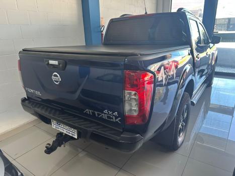 NISSAN Frontier 2.3 ATTACK CABINE DUPLA 4X4 BI-TURBO DIESEL AUTOM�TICO, Foto 4
