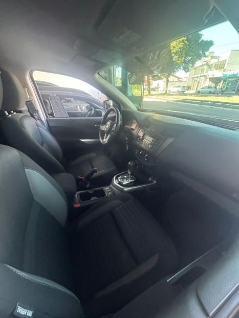 NISSAN Frontier 2.3 16V SE 4X4 CABINE DUPLA BI-TURBO DIESEL AUTOM�TICO, Foto 5