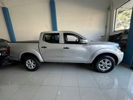 NISSAN Frontier 2.3 16V SE 4X4 CABINE DUPLA BI-TURBO DIESEL AUTOM�TICO, Foto 2