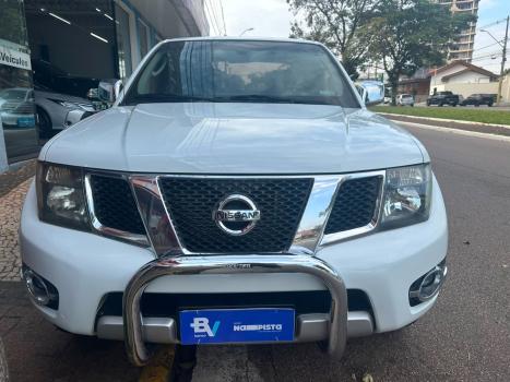 NISSAN Frontier 2.3 16V PLATINUM CABINE DUPLA 4X4 BI-TURBO DIESEL AUTOM�TICO, Foto 2