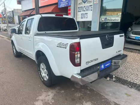NISSAN Frontier 2.3 16V PLATINUM CABINE DUPLA 4X4 BI-TURBO DIESEL AUTOM�TICO, Foto 9