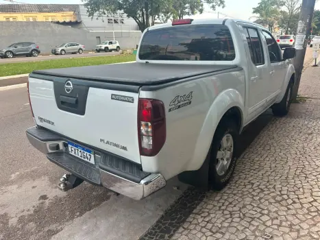 NISSAN Frontier 2.3 16V PLATINUM CABINE DUPLA 4X4 BI-TURBO DIESEL AUTOM�TICO, Foto 11