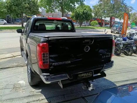NISSAN Frontier 2.3 16V LE 4X4 CABINE DUPLA BI-TURBO DIESEL AUTOMÁTICO, Foto 4