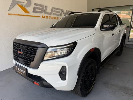 NISSAN Frontier 2.3 16V PRO4X CABINE DUPLA 4X4 BI-TURBO DIESEL AUTOMÁTICO, Foto 1