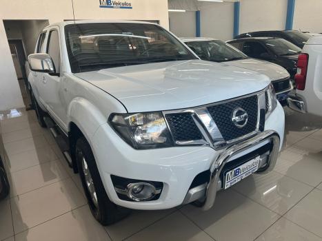 NISSAN Frontier 2.5 16V PLATINUM 4X4 TURBO DIESEL CABINE DUPLA AUTOM�TICO, Foto 12