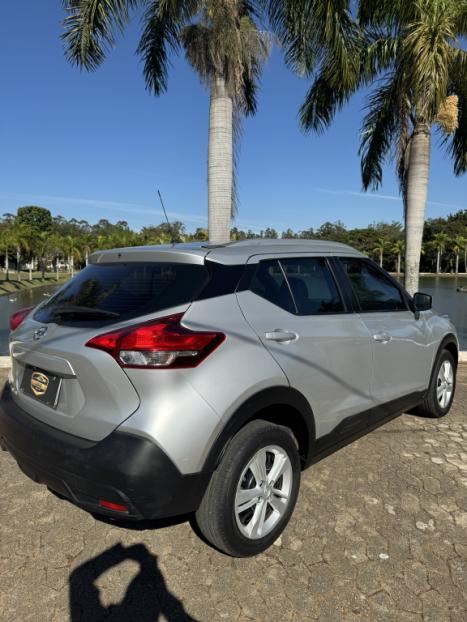 NISSAN Kicks 1.6 16V 4P FLEXSTART S DIRECT X-TRONIC AUTOM�TICO CVT, Foto 8
