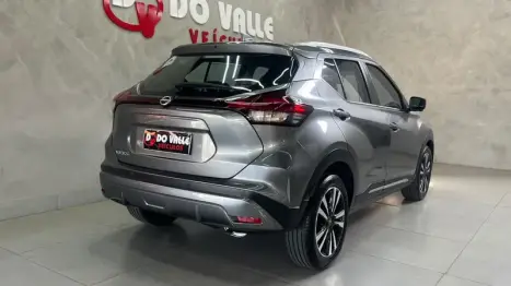 NISSAN Kicks 1.6 16V 4P FLEXSTART EXCLUSIVE XTRONIC AUTOMÁTICO CVT, Foto 2