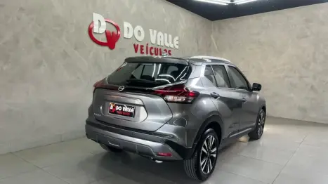NISSAN Kicks 1.6 16V 4P FLEXSTART EXCLUSIVE XTRONIC AUTOMÁTICO CVT, Foto 4