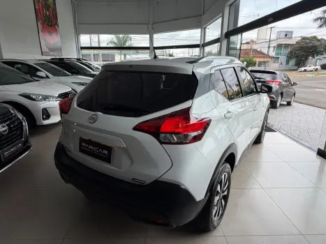 NISSAN Kicks 1.6 16V 4P FLEXSTART S X-TRONIC AUTOMÁTICO CVT, Foto 4