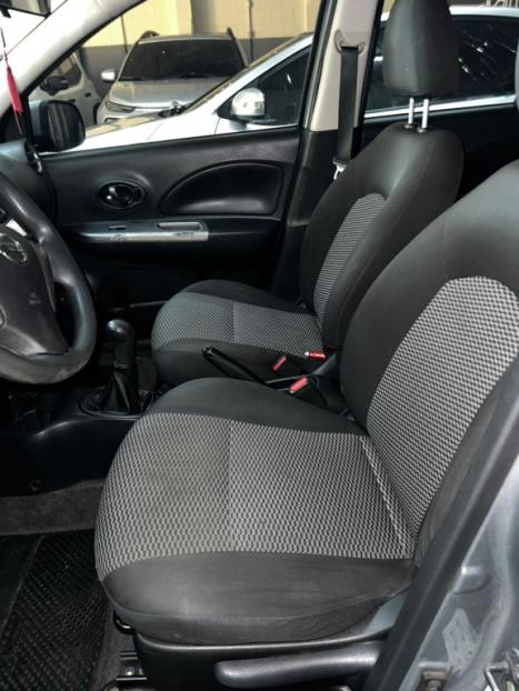 NISSAN March 1.0 12V 4P S FLEX, Foto 4