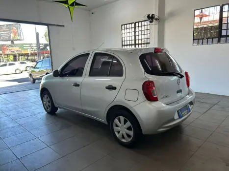 NISSAN March 1.0 12V 4P S FLEX, Foto 7