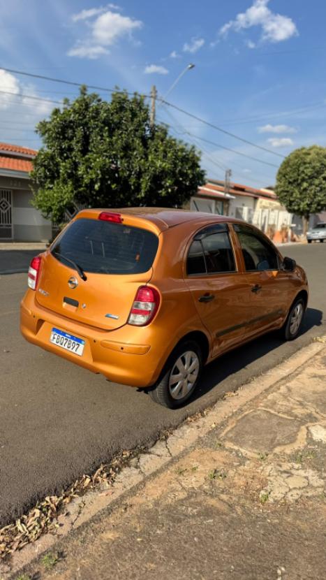 NISSAN March 1.0 16V 4P FLEX, Foto 3