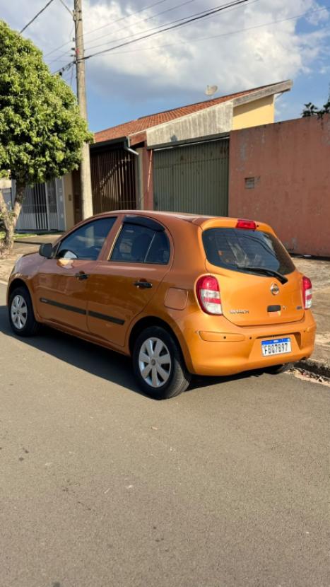 NISSAN March 1.0 16V 4P FLEX, Foto 4
