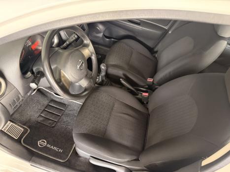 NISSAN March 1.0 16V 4P S FLEX, Foto 3