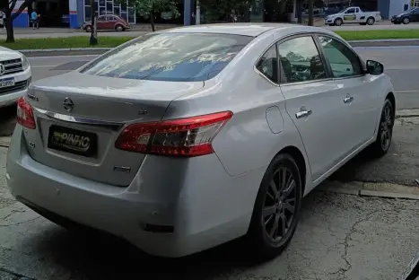 NISSAN Sentra 2.0 16V 4P SL AUTOMÁTICO CVT, Foto 2