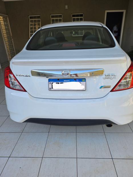 NISSAN Versa Sedan 1.6 16V 4P UNIQUE FLEX XTRONIC AUTOM�TICO CVT, Foto 3
