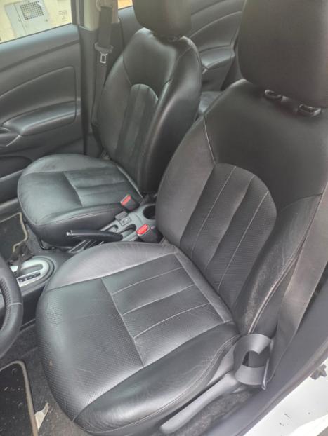 NISSAN Versa Sedan 1.6 16V 4P UNIQUE FLEX XTRONIC AUTOM�TICO CVT, Foto 7