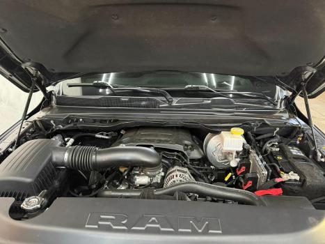 RAM 1500 5.7 V8 REBEL CABINE DUPLA 4X4 AUTOM�TICO, Foto 8
