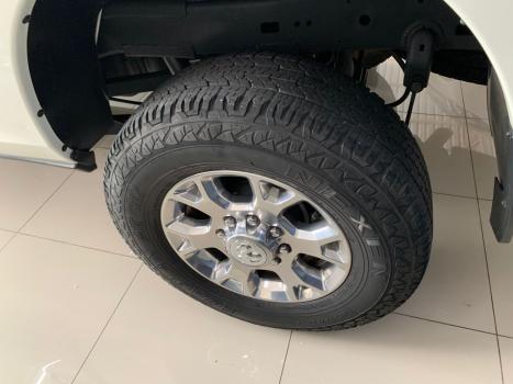 RAM 2500 6.7 I6 24V SLT CABINE DUPLA TURBO DIESEL LARAMIE 4X4 AUTOMTICO, Foto 5