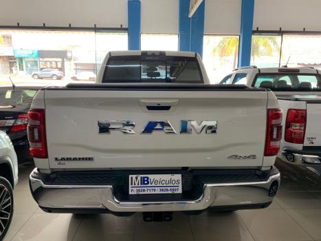 RAM 2500 6.7 I6 24V SLT CABINE DUPLA TURBO DIESEL LARAMIE 4X4 AUTOMTICO, Foto 6