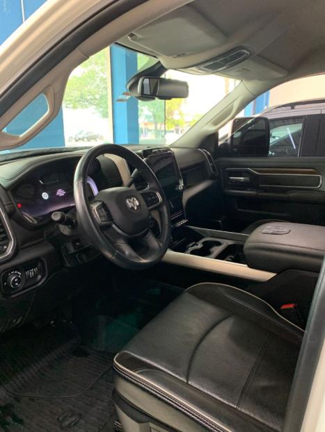 RAM 2500 6.7 I6 24V SLT CABINE DUPLA TURBO DIESEL LARAMIE 4X4 AUTOMTICO, Foto 8