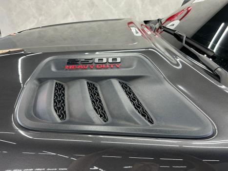 RAM 2500 6.7 I6 24V SLT CABINE DUPLA TURBO DIESEL NIGHT EDITION 4X4 AUTOM�TICO, Foto 5