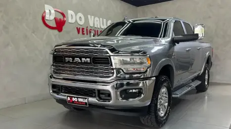 RAM 2500 6.7 I6 24V SLT CABINE DUPLA TURBO DIESEL LARAMIE 4X4 AUTOMÁTICO, Foto 6