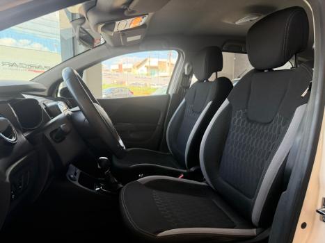 RENAULT Captur 1.6 16V 4P SCE ZEN X-TRONIC AUTOM�TICO CVT, Foto 9