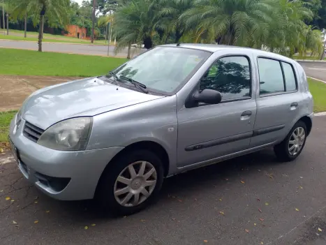 RENAULT Clio Hatch 1.0 16V 4P AUTHENTIQUE, Foto 2