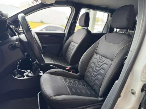 RENAULT Duster 1.6 16V 4P FLEX DYNAMIQUE AUTOMTICO CVT, Foto 9