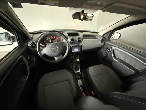 RENAULT Duster 1.6 16V 4P FLEX TECH ROAD, Foto 6