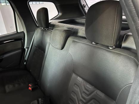 RENAULT Duster 1.6 16V 4P FLEX DYNAMIQUE AUTOM�TICO CVT, Foto 7