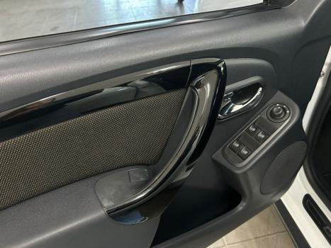 RENAULT Duster 1.6 16V 4P FLEX DYNAMIQUE AUTOM�TICO CVT, Foto 10
